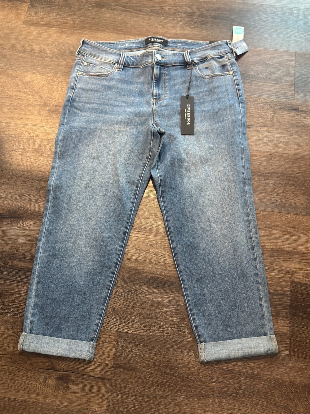 Liverpool Kona boyfriend Blue Cropped Women’s Jeans NWT